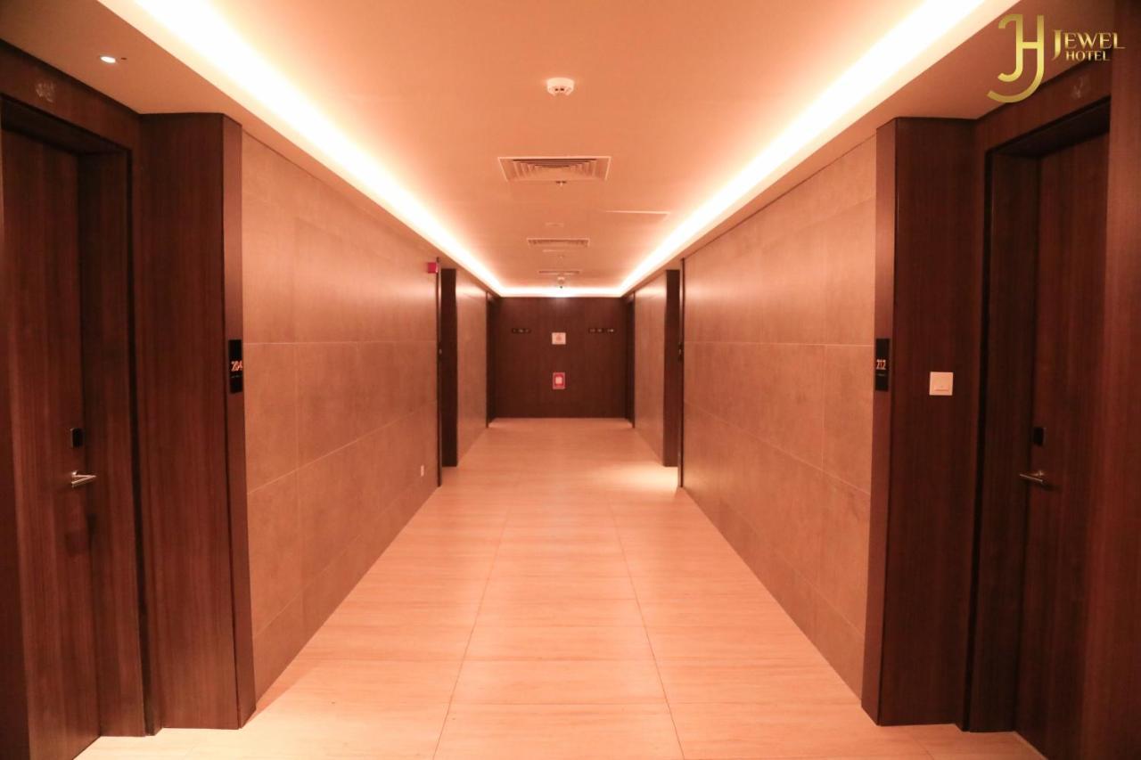 Sunday Luxury Downtown Adliya Formerly Jewel Hotel Al-Manamah Bagian luar foto
