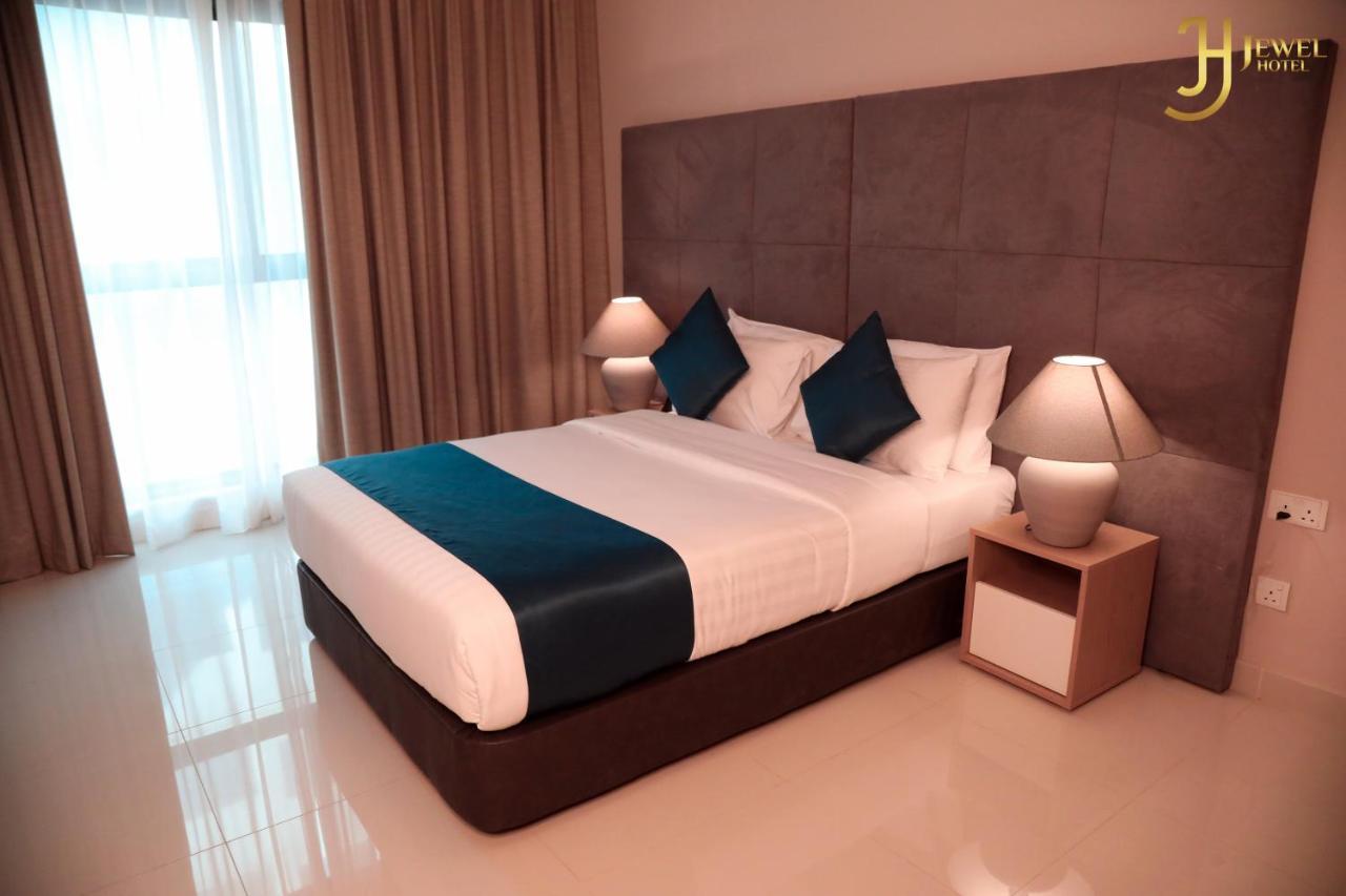 Sunday Luxury Downtown Adliya Formerly Jewel Hotel Al-Manamah Bagian luar foto