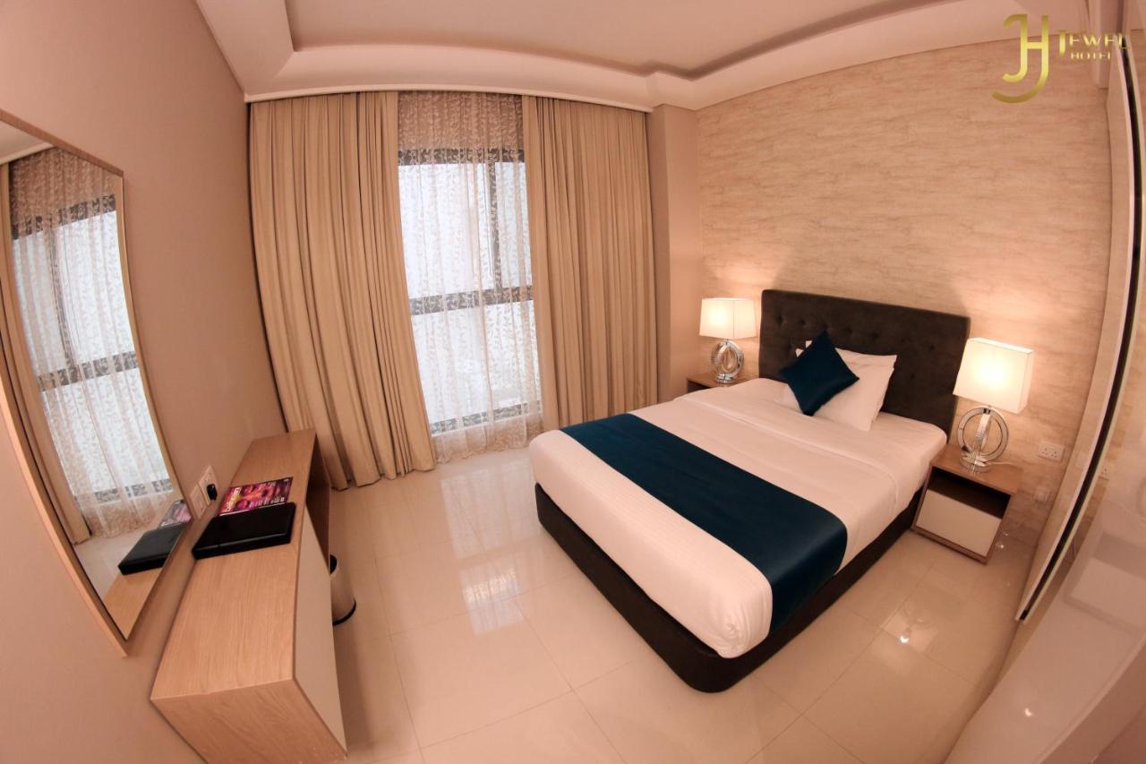 Sunday Luxury Downtown Adliya Formerly Jewel Hotel Al-Manamah Bagian luar foto