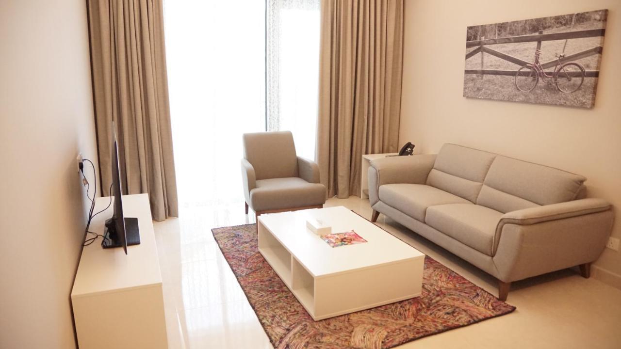 Sunday Luxury Downtown Adliya Formerly Jewel Hotel Al-Manamah Bagian luar foto